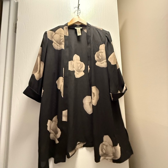 Perceptions Tops - Perceptions Black Open-Front Jacket